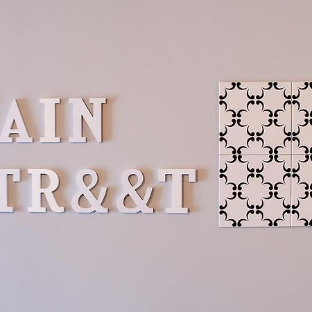 에스피뇨 Mainstreet, Vintagegroup 아파트 외부 사진